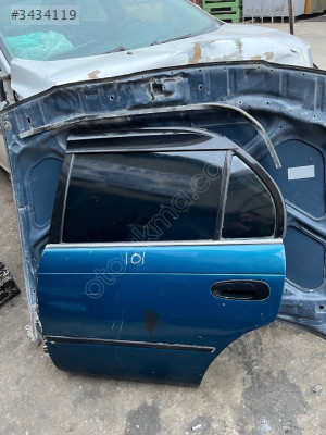 Toyota corolla efsane kasa sol arka kapı çıkma orijinal