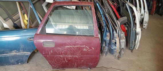opel vectra A sağ arka kapı