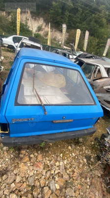 OPEL KADETT ARKA BAGAJ KAPAĞI.OTO ERKAN ÜNYE