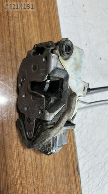 2012-2017 OPEL ASTRA J SAĞ ARKA KAPI KİLİDİ ORJ ÇIKMA