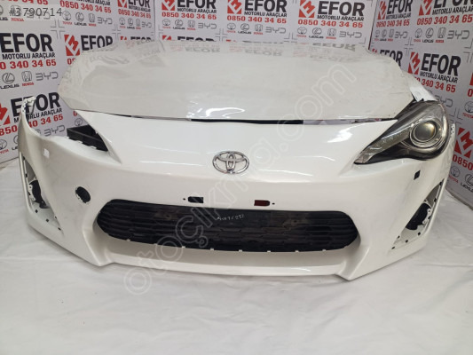 TOYOTA GT86 ve SUBARU BRZ Orjinal Çıkma Ön Tampon Parçası