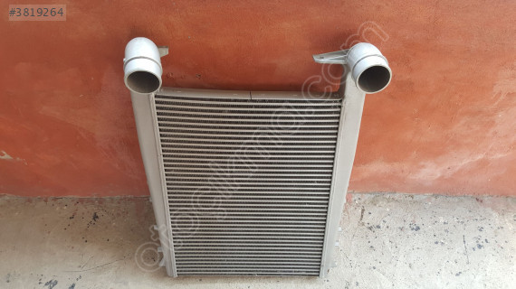 RENAULT PREMIUM 460 INTERCOOLER RADYATÖRÜ