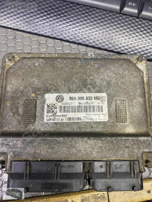 06A 906 033 ET / 5WP40445 VW BORA MOTOR BEYNİ