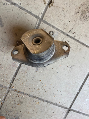 Alda Romeo 156 motor takozu