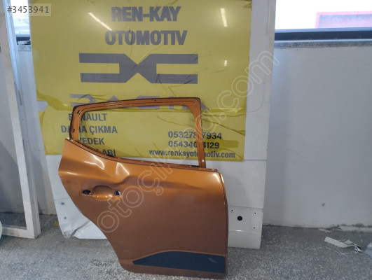 821126371R DACİA SANDERO SAĞ ARKA KAPI ORJ RENKAY OTO KOCAELİ