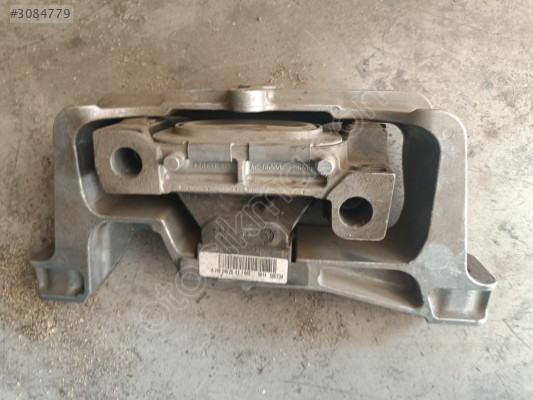 Mercedes a246 240 25 17