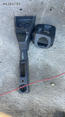 DACİA DOKKER ORTA KONSOL OTO FEDAİ