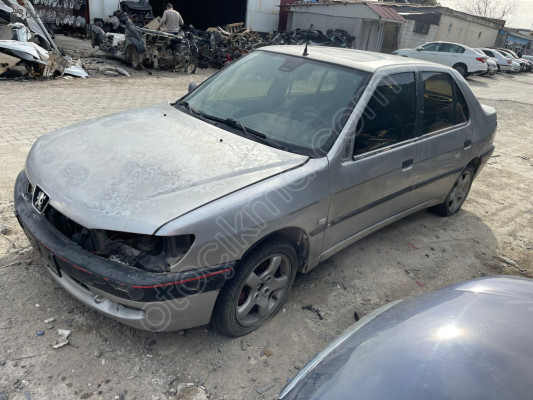 PEUGEOT 306 SOL ÖN KAPI ÇIKMA ORJİNAL
