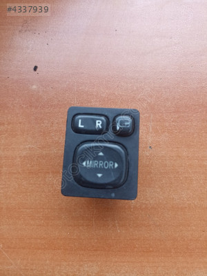 Toyota Corolla Auris Yaris Dikiz Ayna Ayar Düğmesi