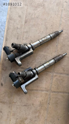 MİTSUBİŞHİ CANTER E4 ENJEKTÖR ÇIKMA 0445120073