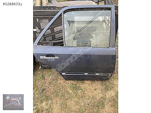 MERCEDES W124 ORJİNAL SAĞ ARKA KAPI
