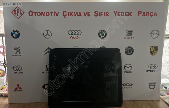 VOLKSWAGEN TOUAREG ARKA SABİT SUNROOF CAMI 7P0877056