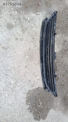 Renault megane 3 on tampon ızgara