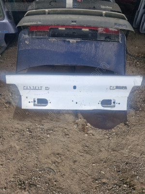 Renault 19 arka bagaj kapağı