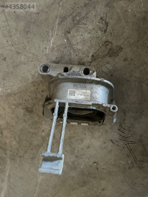 VOLKSWAGEN GOLF 7 MOTOR TAKOZU 5Q0 199 262 CP