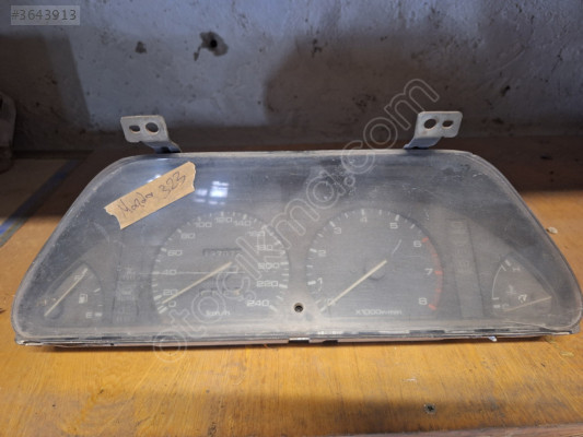 Mazda 323 orijinal kilometre saati