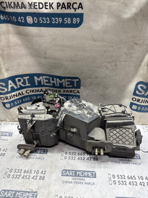 ÇIKMA SKODA OCTAVİA KALORİFER KAZANI KUTUSU