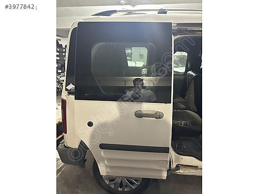 FORD CONNECT HATASIZ ÇIKMA SAĞ SÜRGÜLÜ KAPI