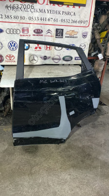 2017-2023  MG ZS SOL ARKA KAPI