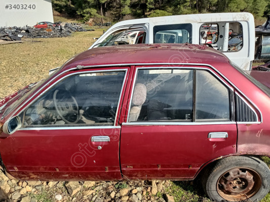 OPEL REKORD E1 YAN KROM ÇITA TAKIMLARI