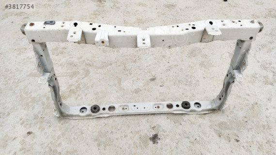 TOYOTA COROLLA ÖN PANEL ÇIKMA