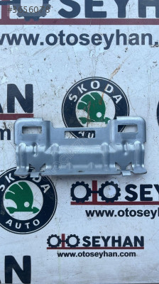 3G0858679A Passat b8.5 b8 tavan tutamağı braketi demiri arka