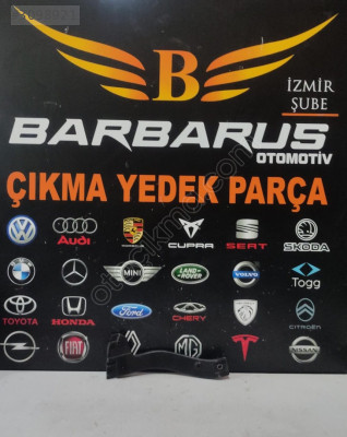 AUDİ A4 ÖN ÇAMURLUK BRAKETİ SAĞ 8E0807204B