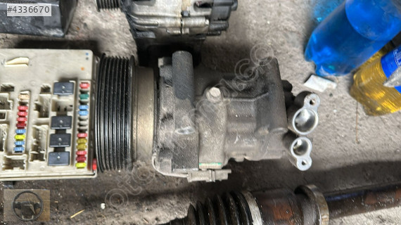 RENAULT CLİO 3 4 1.2 BENZİNLİ KLİMA KOMPRESÖRÜ BURSA MG