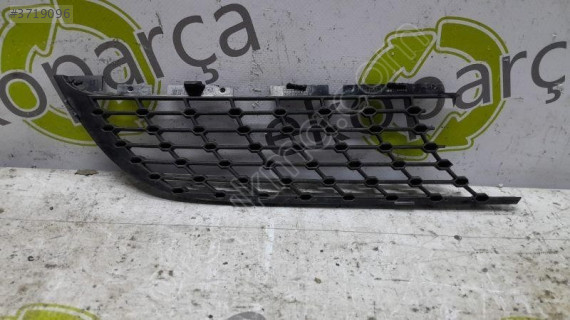 MERCEDES A 2019 2021 W177 SAĞ ÖN TAMPON IZGARASI A1778880600