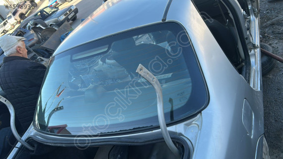 Fiat Albea arka cam orijinal