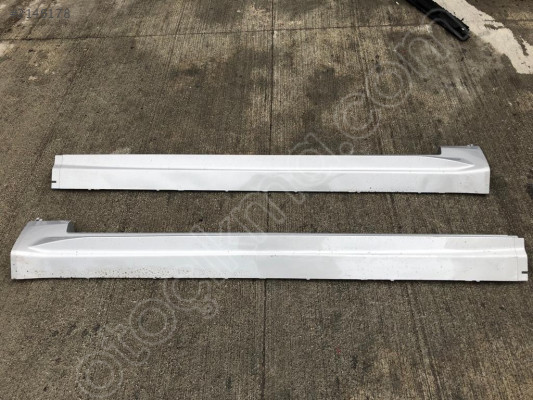 VOLVO XC90 SAĞ SOL MARŞPİYEL BEYAZ