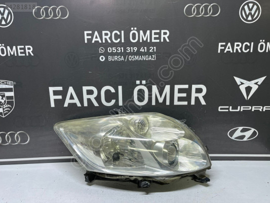 TOYOTA AURİS SAĞ ÖN FAR ORJİNAL MERCEKLİ