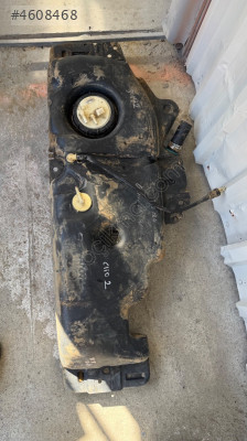 Renault Clio 2 yakıt deposu