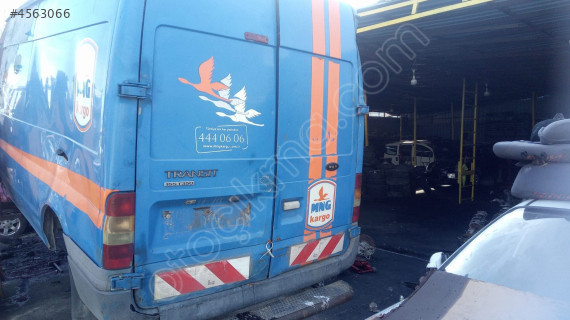 Ford transit bagaj kapağı