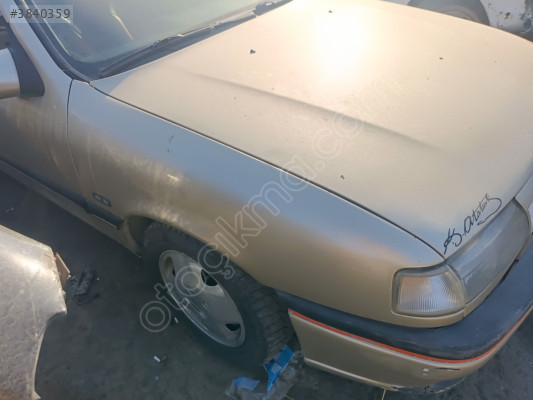 Opel Vectra a kasa sağ çamurluk