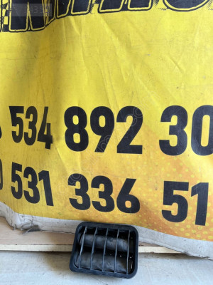 Mercedes W203 arka çamurluk havalandırma ızgarası A2038300142