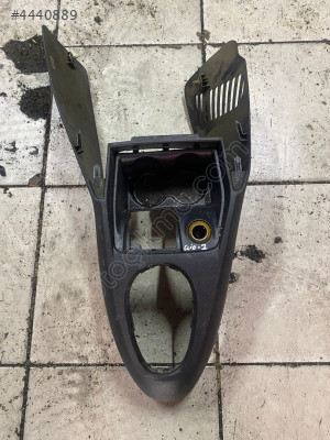 CLİO 2 ORTA KONSOL ORJİNAL ÇIKMA