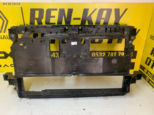 620127457R RENAULT MEGANE 4 BLUEDCİ ÖN PANEL ORJ ÇIKMA RENKAY