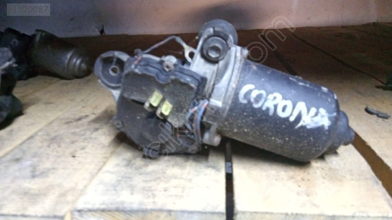 Toyota Corona silecek motoru yedek parça