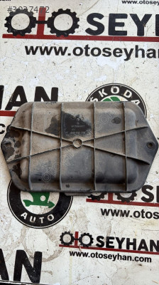 5N0819430 vw tiguan 2015 cam eleği alt kapağı