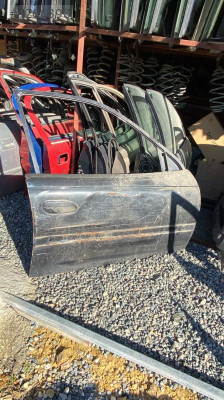 OPEL OMEGA B SAĞ ÖN KAPI HASARLI.OTO ERKAN ÜNYE