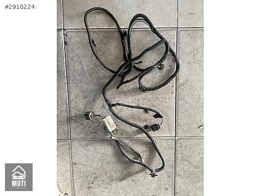 RENAULT CLİO IV ÖN TAMPON SİS TESİSATI 240704897R