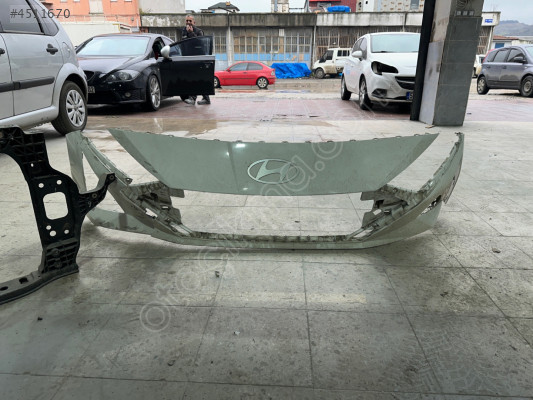 Hyundai i20 3 ııı ön tampon