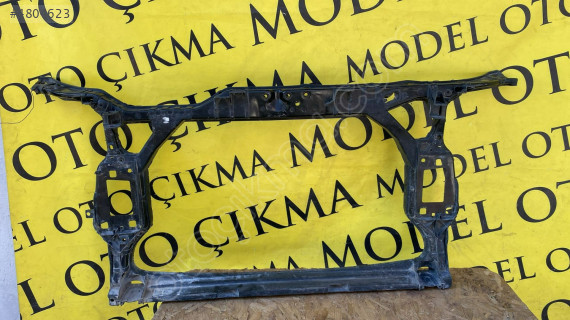 AUDİ A4 ÖN PANEL