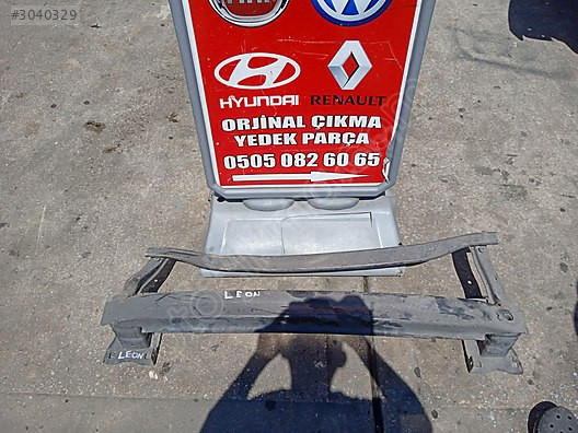 SEAT LEON ÖN TAMPON DEMİRİ