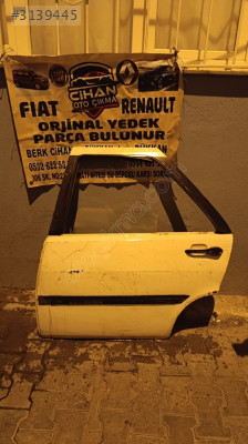 Fiat Tempra Modeli İçin Sol Arka Kapı Çıkma Parçası