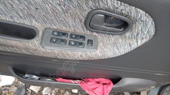 Kia Sportage 96 model sol cam düğme takim