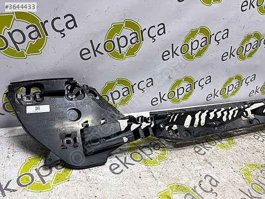 BMW 5 2018 2023 G30 LCI M ARKA TAMPON ORTA İÇ BRAKET 51129498616