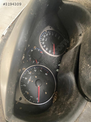 1.2 benzinli hyundai i20 gösterge saati EMR OTOMATİV