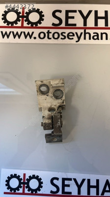 Seat ibiza 1999 sol arka kapı üst menteşesi